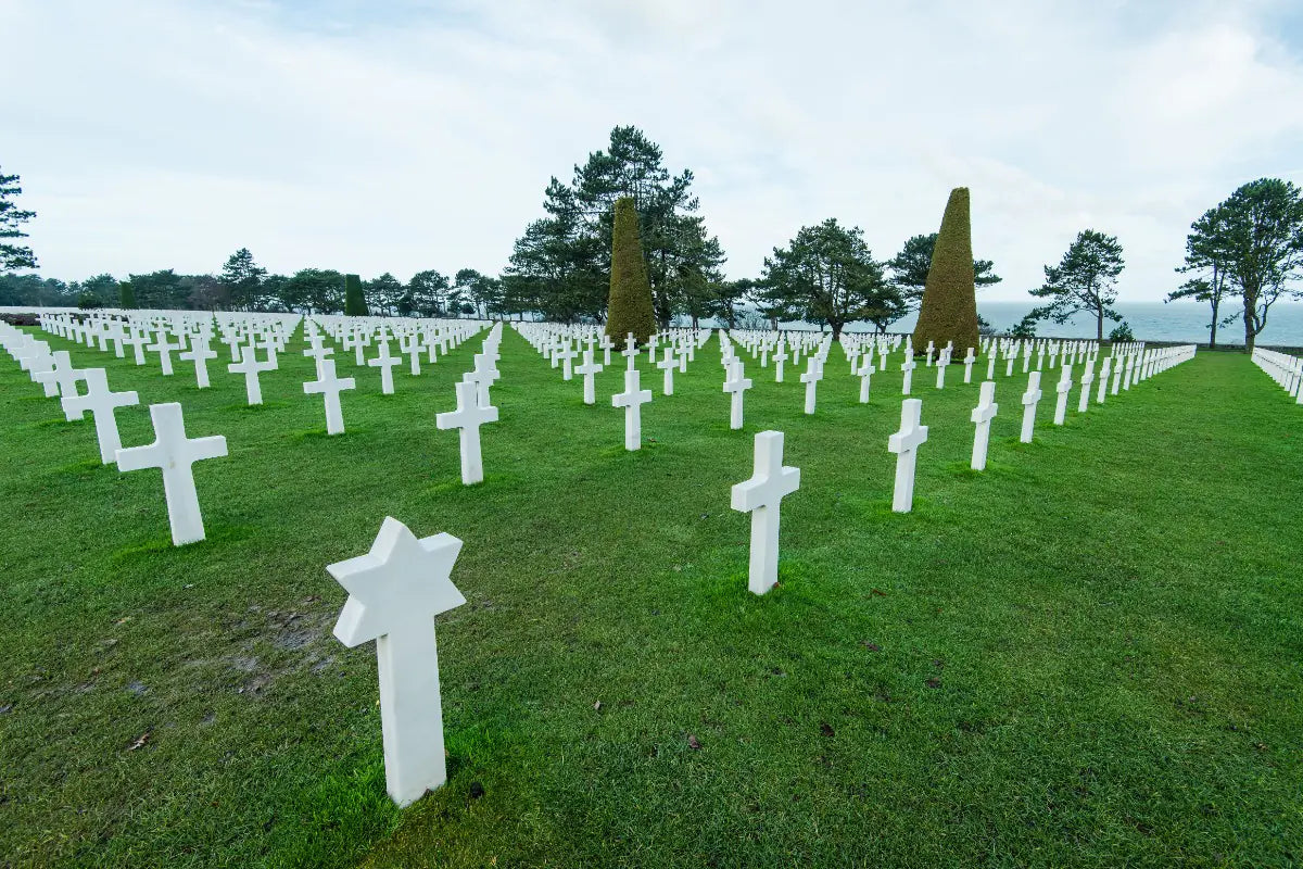 Crosses and the Star of David at Normandy.