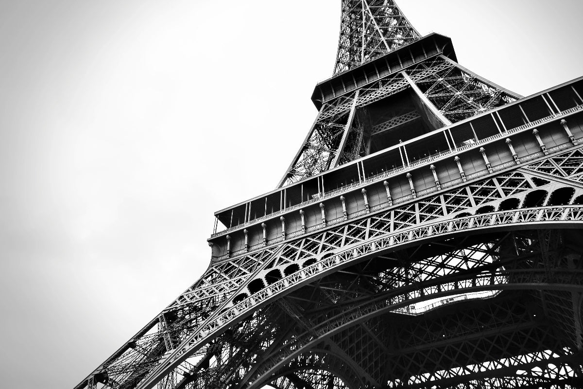 The beautiful Eiffel Tower in black and white.