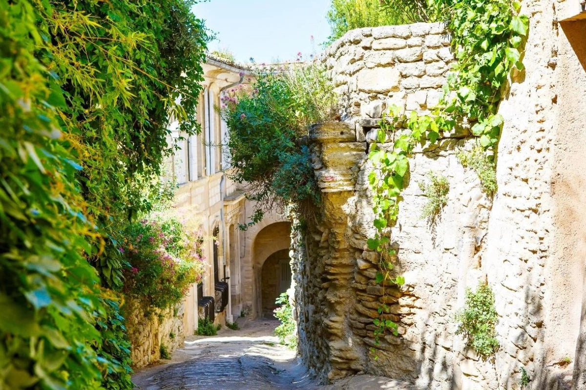 An ancient passage in the town of Gordes in Provence, France.
