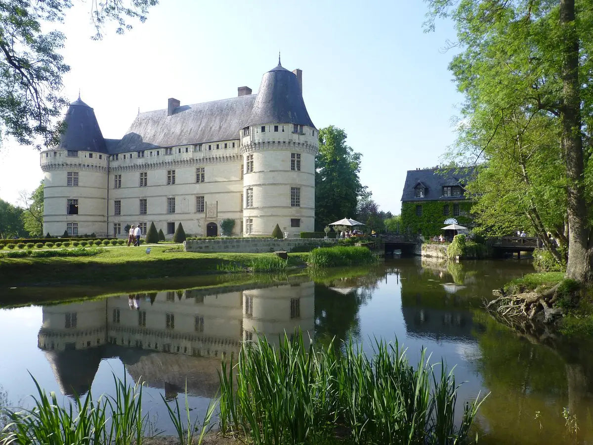Two Loire Castles Plus Vouvray Tastings
