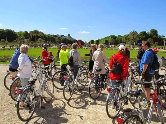 A stop along a bike tour in Paris.